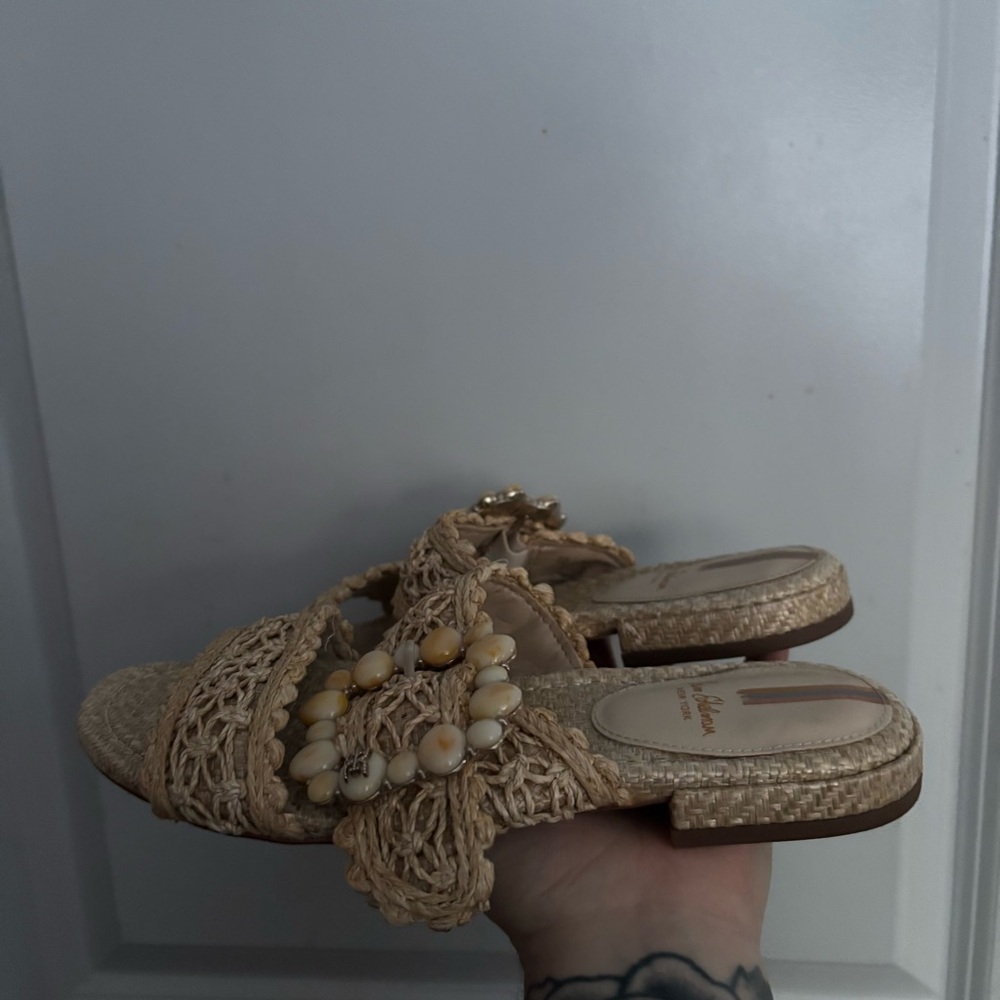 Sam Edelman Women’s 9 Elisa Embellished Seashell Buckle Slide Sandals